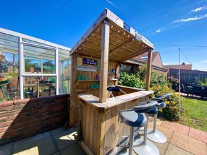 Photo 27- click for photo gallery